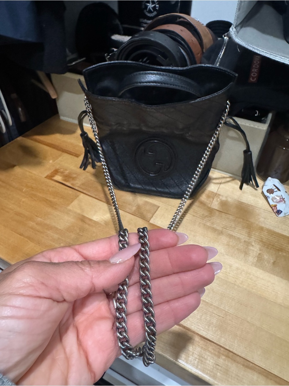 Gucci Blondie Bucket Bag Black with Chain Strap - Picture 8 of 8